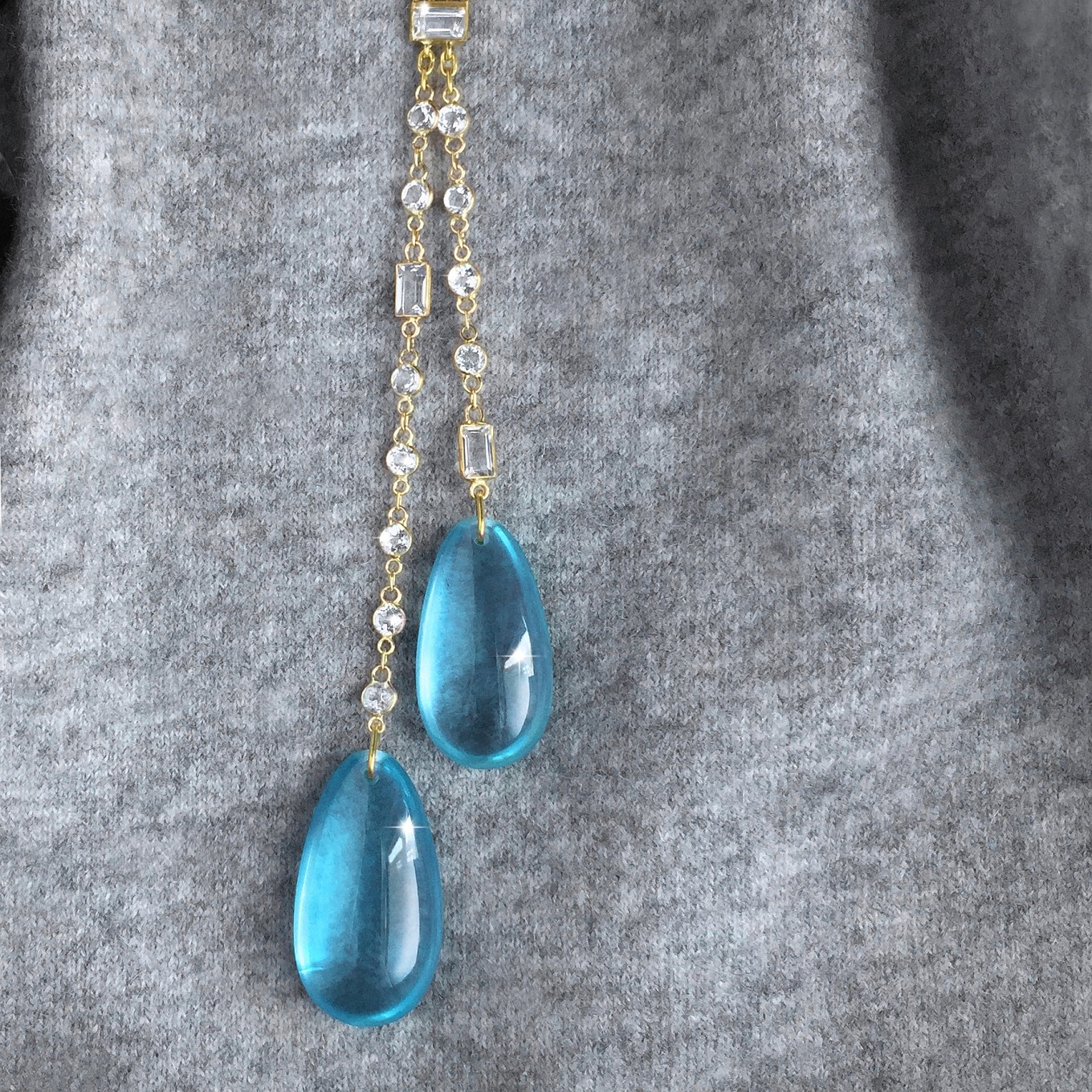 AQUAMARINE  33.63 CTS  TEARDROP NECKLACE WITH YELLOW GOLD & WHITE TOPAZ  CHAIN
